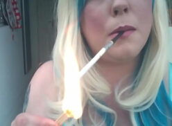 video nena fumando porro